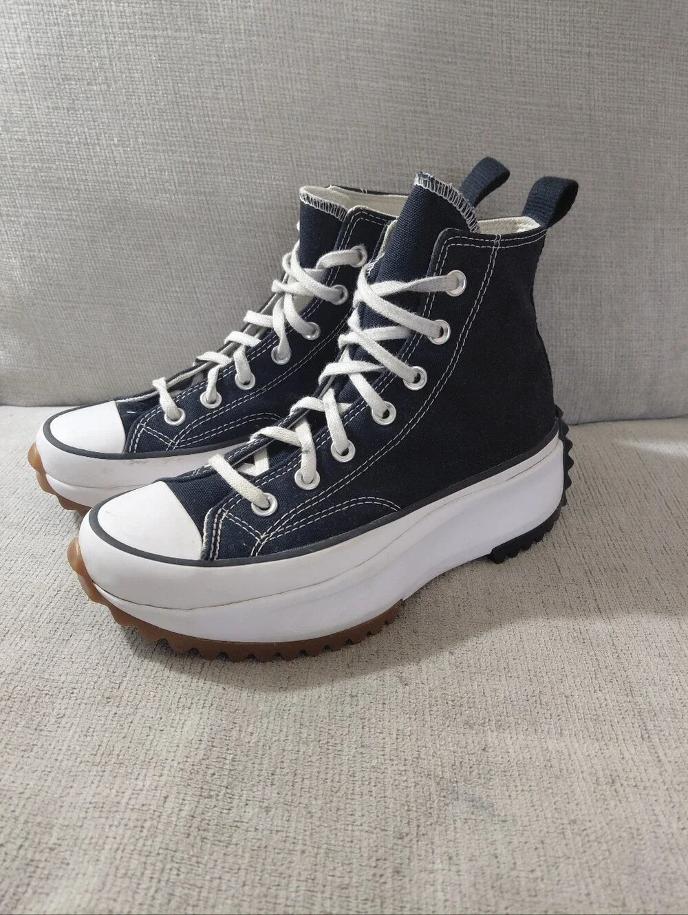 Converse Run Star Hike High Top Sneakers in Navy Blue & White Size